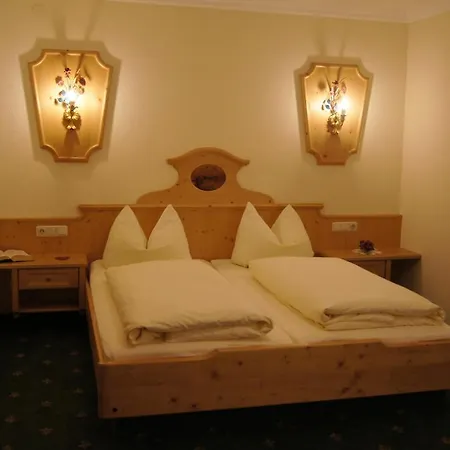 Gaestehaus Alpina Διαμέρισμα Maurach