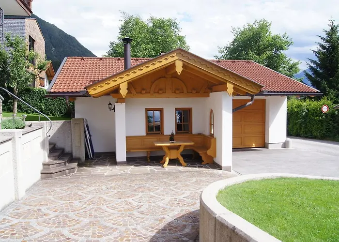 Gaestehaus Alpina Apartment Maurach (Achensee)