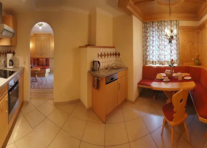 Gaestehaus Alpina * Maurach (Achensee)