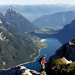 Gaestehaus Alpina *