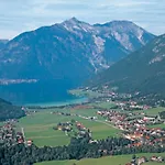 Gaestehaus Alpina *
