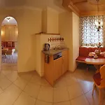 Gaestehaus Alpina * Maurach (Achensee)
