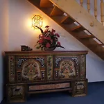 Gaestehaus Alpina *
