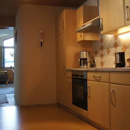 Gaestehaus Alpina דירה *